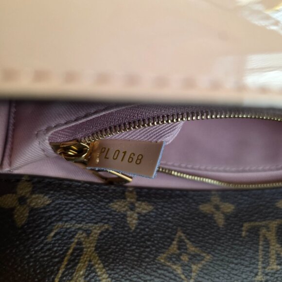 Louis Vuitton Cherrywood Vernis Leather Monogram Leather Handbag MM - Picture 13 of 16